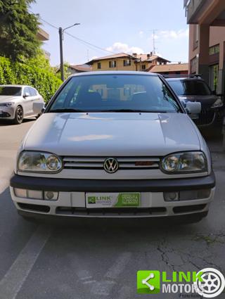VOLKSWAGEN Golf usata, con Airbag Passeggero