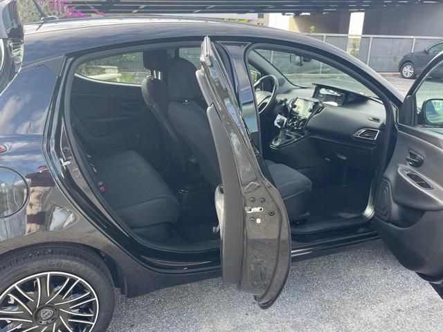 LANCIA Ypsilon usata, con ESP