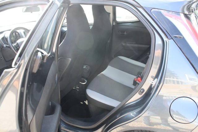 TOYOTA Aygo usata, con ESP