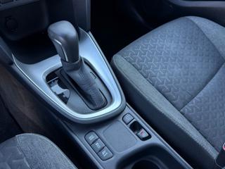 TOYOTA Yaris Cross usata, con Controllo automatico clima