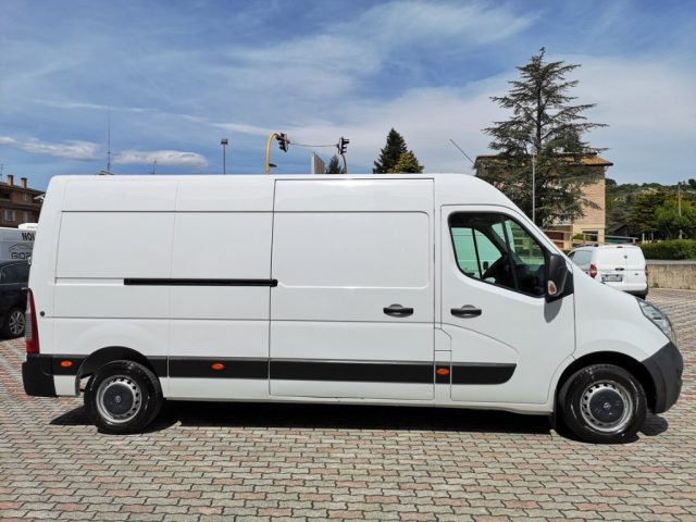 OPEL Movano usata, con Airbag