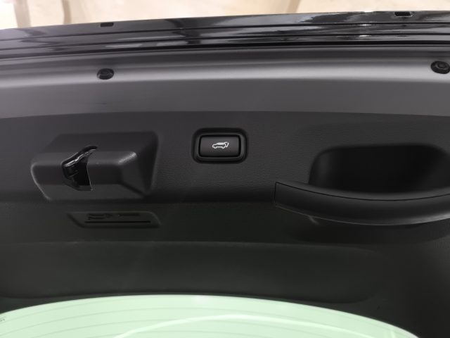 KIA Sportage usata, con Autoradio digitale