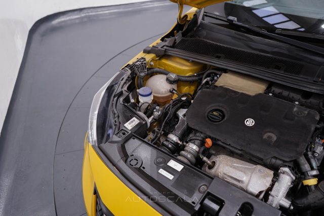 PEUGEOT 208 usata 33