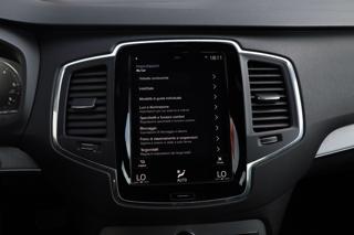 VOLVO XC90 usata, con Specchietti laterali elettrici