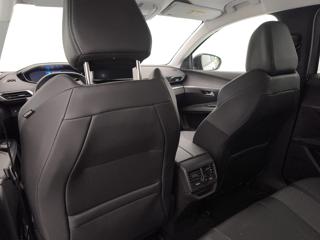 PEUGEOT 3008 usata, con Leve al volante