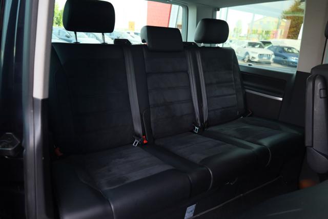 VOLKSWAGEN Caravelle usata, con Vetri oscurati