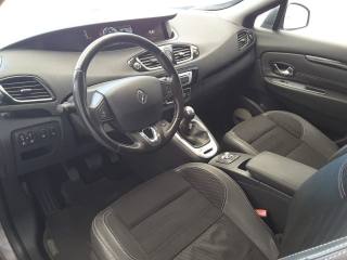 RENAULT Scenic usata, con Autoradio