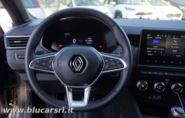 RENAULT Clio usata, con Sistema di navigazione