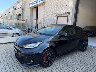 TOYOTA Yaris usata, con Airbag laterali