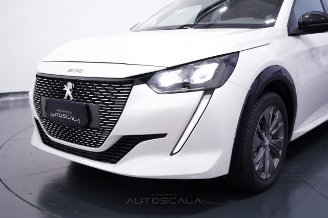 PEUGEOT 208 usata, con Fari LED