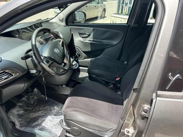 LANCIA Ypsilon usata, con Chiusura centralizzata