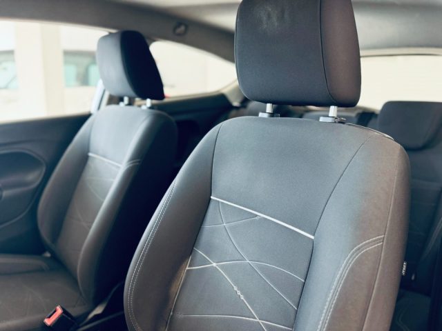 FORD Fiesta usata, con Climatizzatore