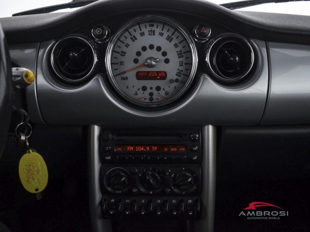 MINI Cabrio usata 14