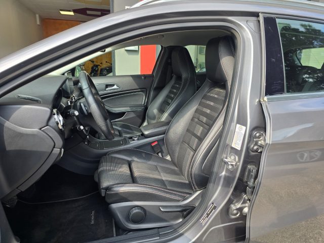 MERCEDES-BENZ GLA 200 usata, con Lettore CD