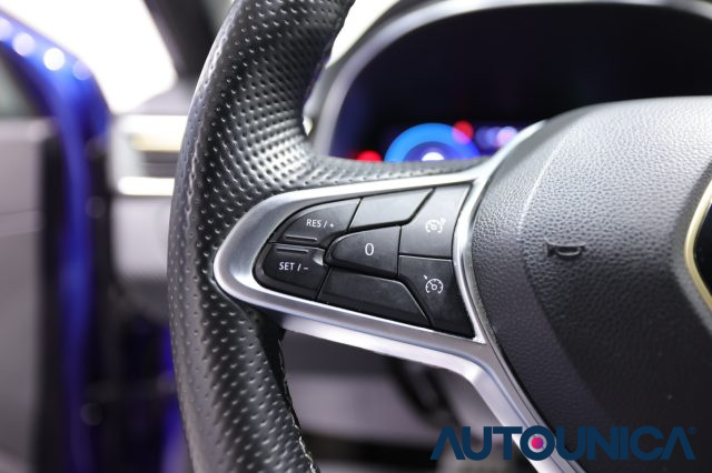 RENAULT Clio usata, con USB