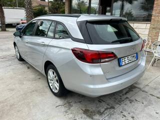 OPEL Astra usata, con Boardcomputer