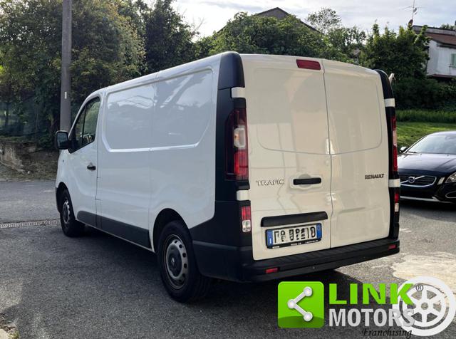 RENAULT Trafic usata, con Autoradio