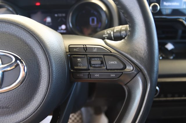 TOYOTA Yaris usata 20