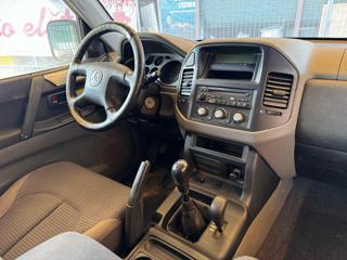 MITSUBISHI Pajero usata, con Airbag