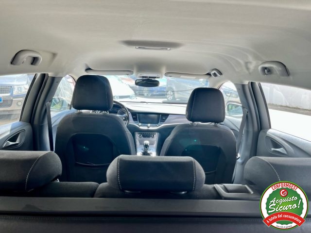 OPEL Astra usata, con Touch screen