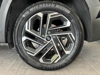 HYUNDAI Tucson usata, con Airbag laterali