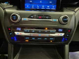 FORD Explorer usata, con USB