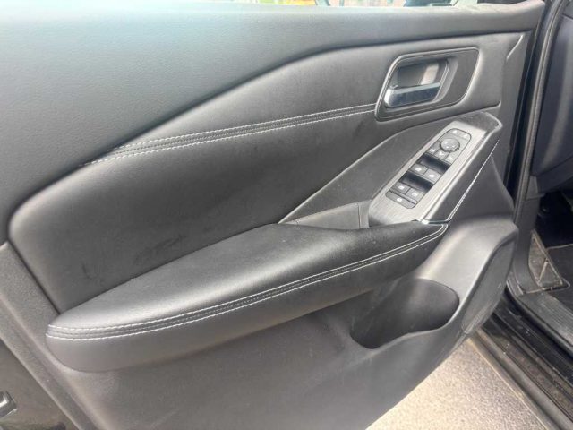 NISSAN Qashqai usata, con Controllo elettronico della corsia