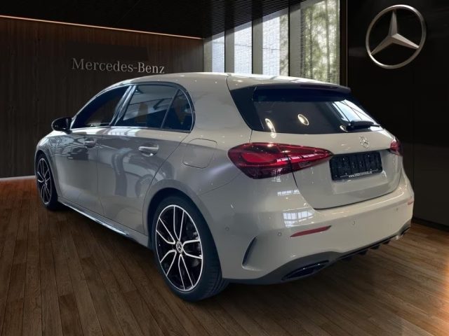 MERCEDES-BENZ A 180 usata, con Autoradio