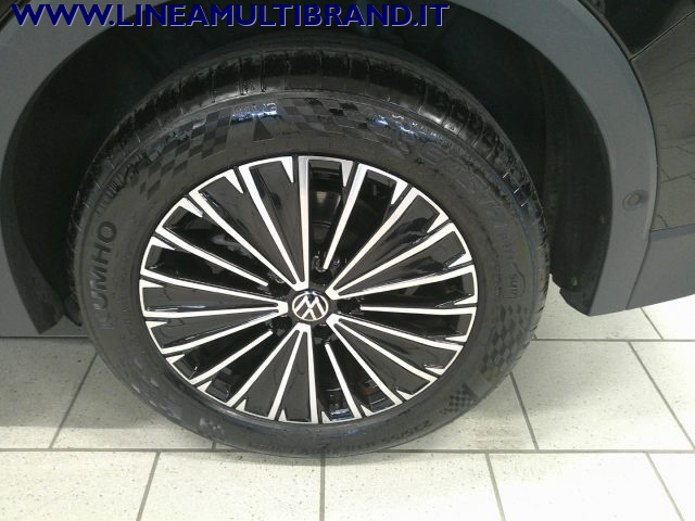 VOLKSWAGEN Tiguan usata, con Airbag laterali