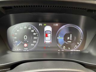 VOLVO XC40 usata, con Autoradio