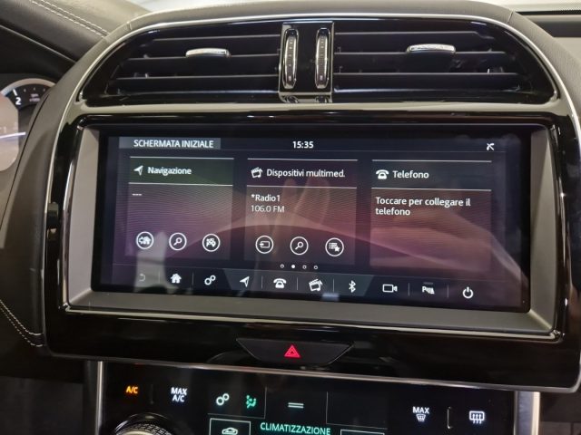 JAGUAR XE usata, con Volante in pelle