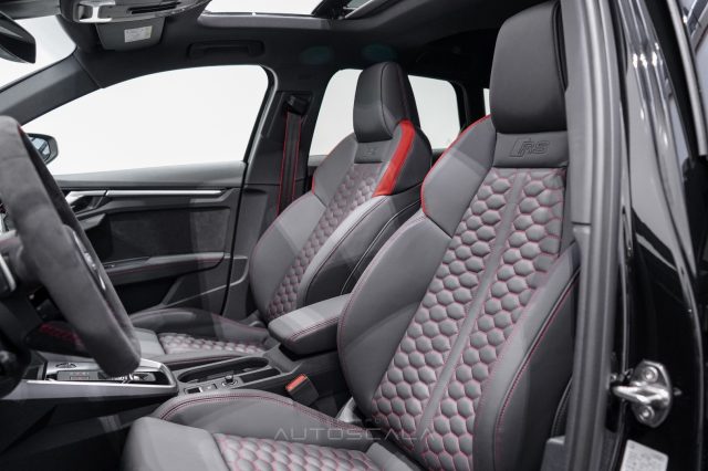 AUDI RS3 usata, con Autoradio digitale