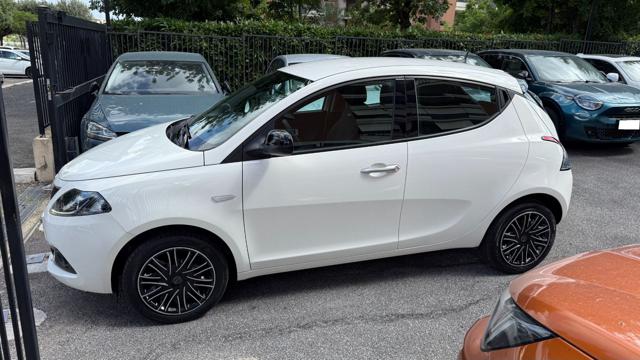 LANCIA Ypsilon usata, con Vivavoce