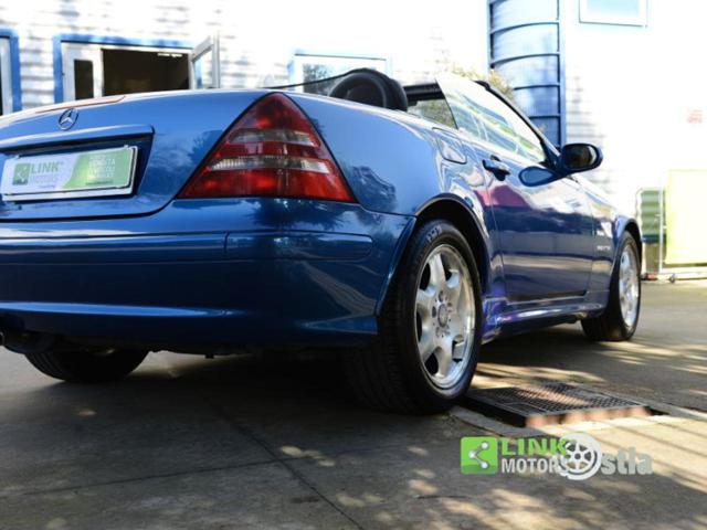 MERCEDES-BENZ SLK 200 usata 30
