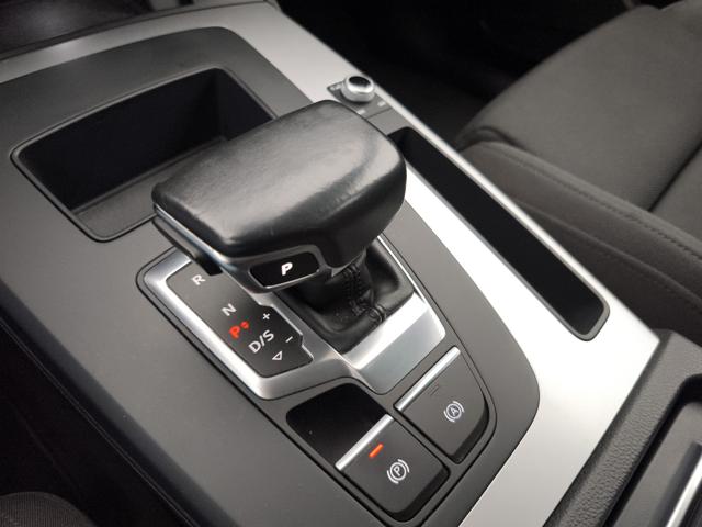 AUDI Q5 usata, con Volante in pelle