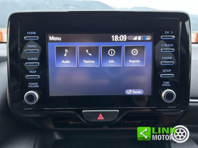 TOYOTA Yaris usata, con Boardcomputer