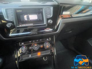 VOLKSWAGEN Touran usata, con Vetri oscurati