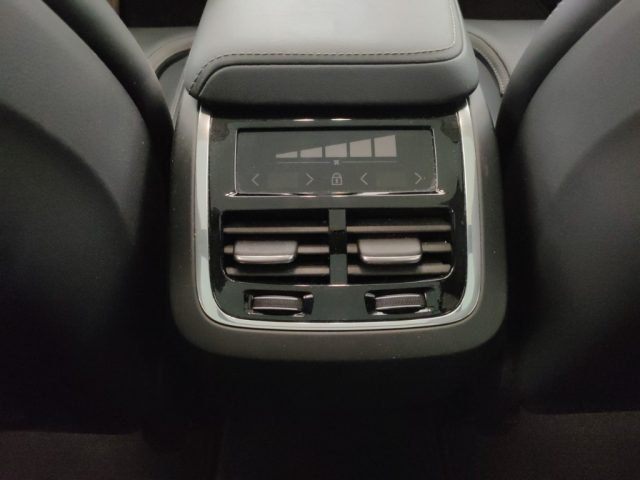 VOLVO XC60 usata, con Trazione integrale