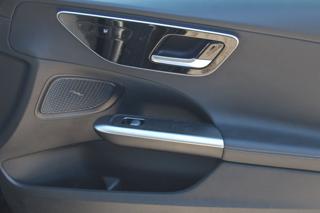 MERCEDES-BENZ C 220 usata, con Chiusura centralizzata