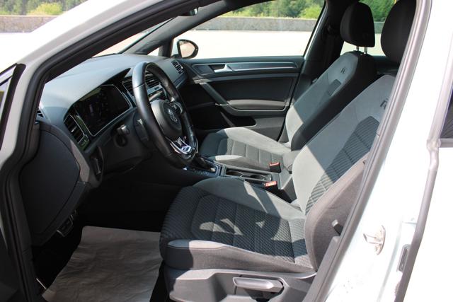 VOLKSWAGEN Golf usata, con Climatizzatore