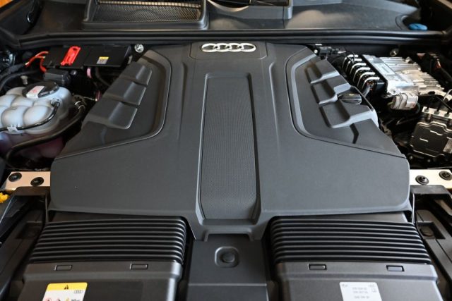 AUDI Q8 usata 282