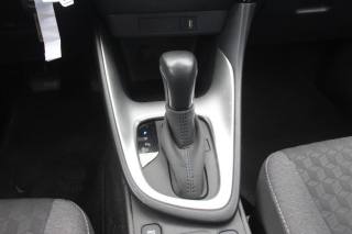 TOYOTA Yaris usata, con Autoradio digitale