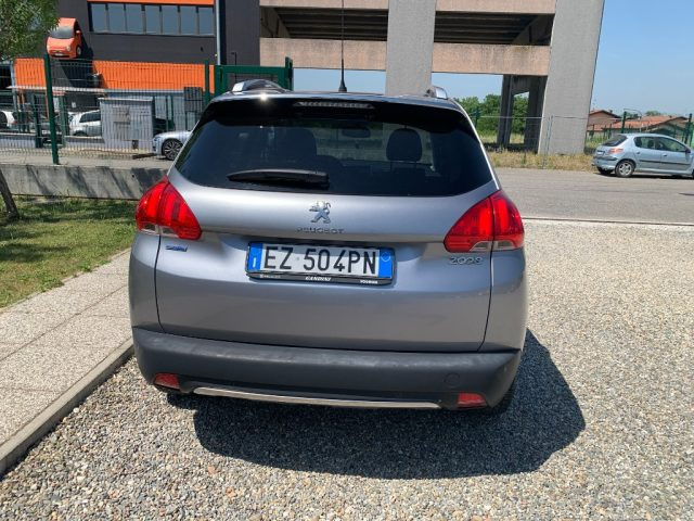 PEUGEOT 2008 usata, con Autoradio