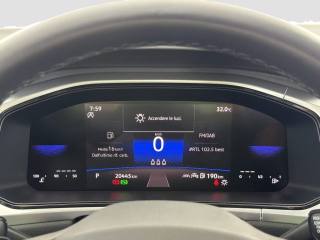 VOLKSWAGEN T-Roc usata 14