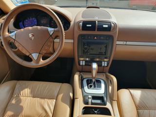 PORSCHE Cayenne usata, con Autoradio