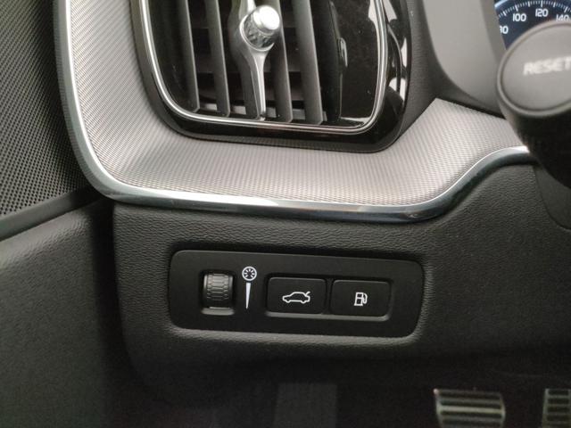 VOLVO XC60 usata, con Gancio traino