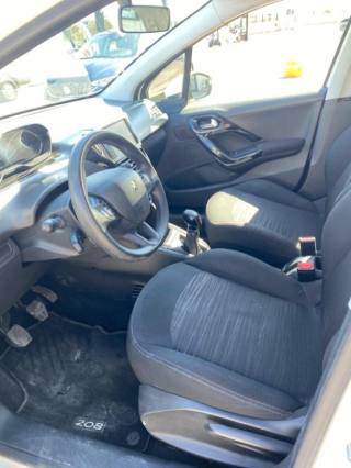 PEUGEOT 208 usata, con Boardcomputer