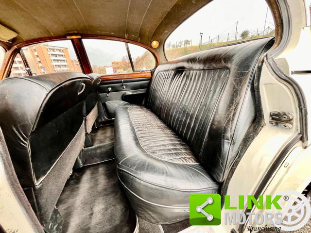 JAGUAR MK II usata 19