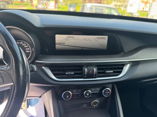 ALFA ROMEO Stelvio usata, con Controllo trazione