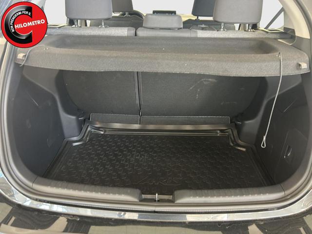 TOYOTA Yaris usata, con Touch screen